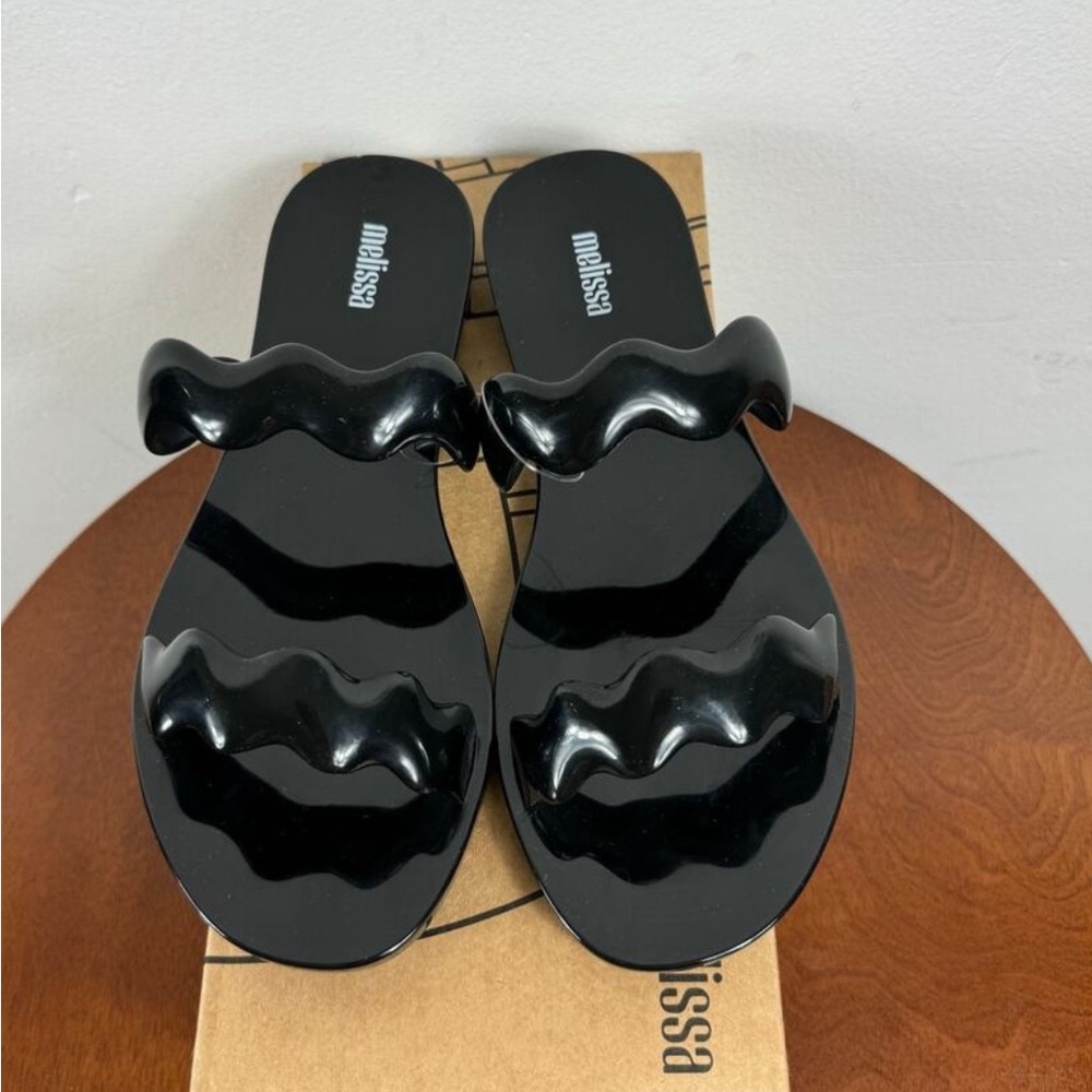 Melissa Glossy Black Wavy Strap Slides